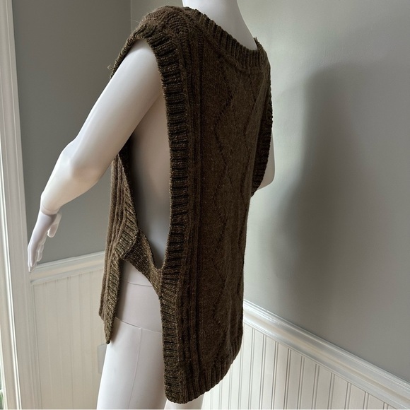 Unique Open Side Pullover Cableknit Sweater Vest, Brown, Medium Large - Picture 14 of 14